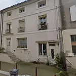 Maison Pour 4 Personnes Avec Terrasse * Le Pouget
